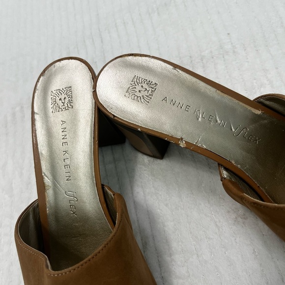 Anne Klein Tan Mules - Picture 7 of 7